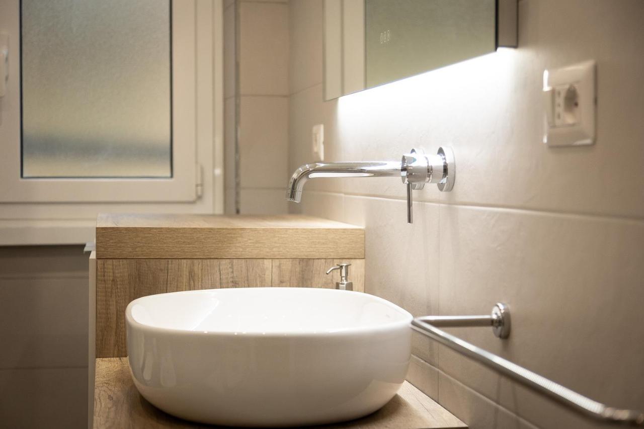 Matilde Modern Apartment-Rental In Rome Bagian luar foto